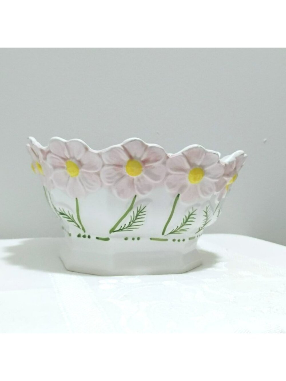 Vintage Portuguese Majolica Pink Daisy Ceramic Planter Cachepot Bowl Pot 8”